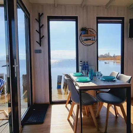 Domki Na Wodzie Jastarnia - Houseboat Exterior foto