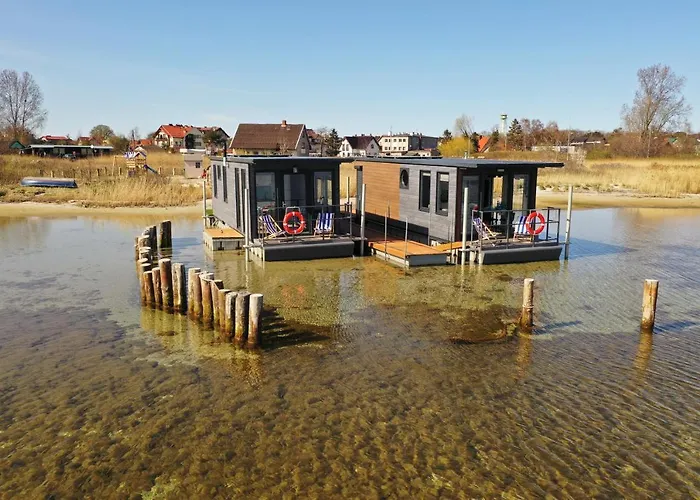 Domki Na Wodzie Jastarnia - Houseboat