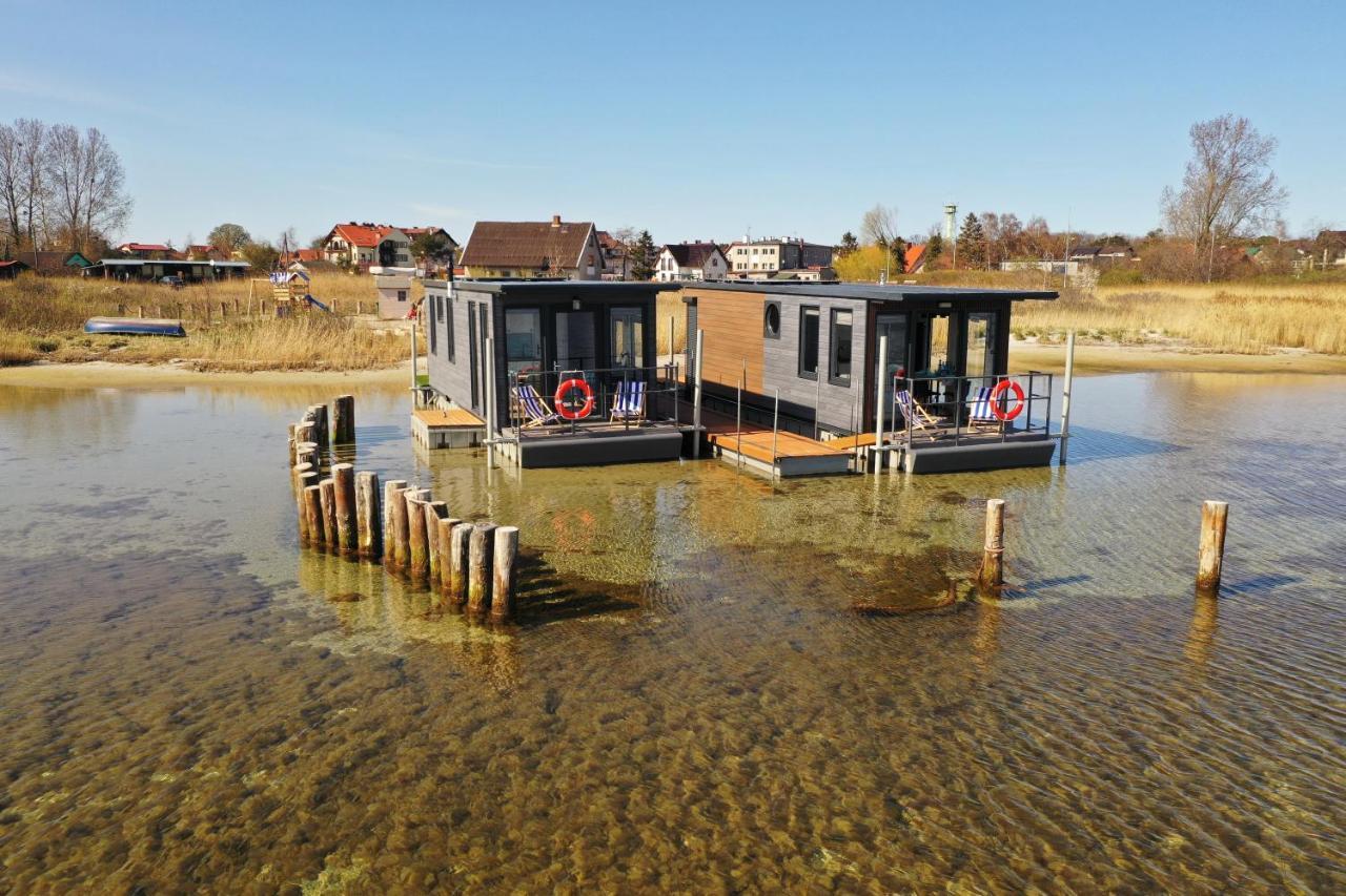 Na Wodzie - Houseboat Apartment