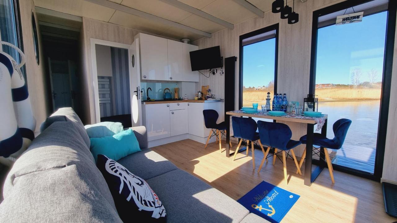 Na Wodzie - Houseboat Apartment Jastarnia