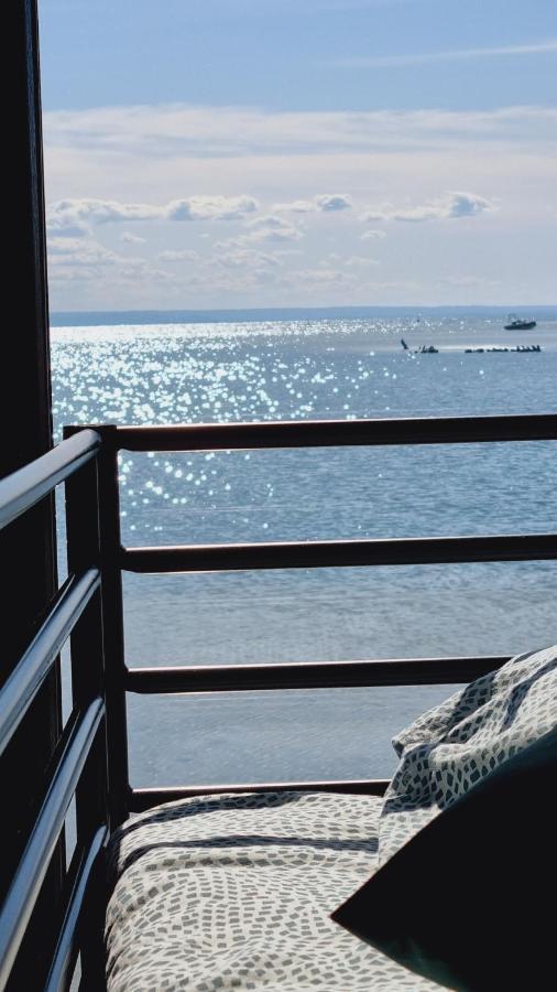 Na Wodzie - Houseboat Apartment Jastarnia