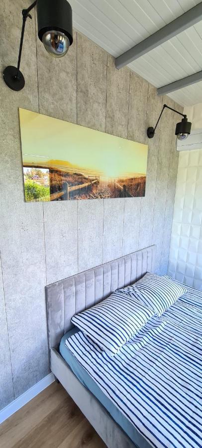 Na Wodzie - Houseboat Apartment